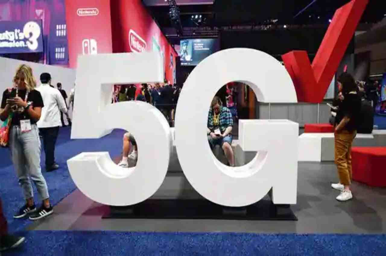 5G Spectrum Auction: अब तक ₹1,49,623 करोड़ की लगी बोलियां, चौथे दिन भी रहेगी जारी