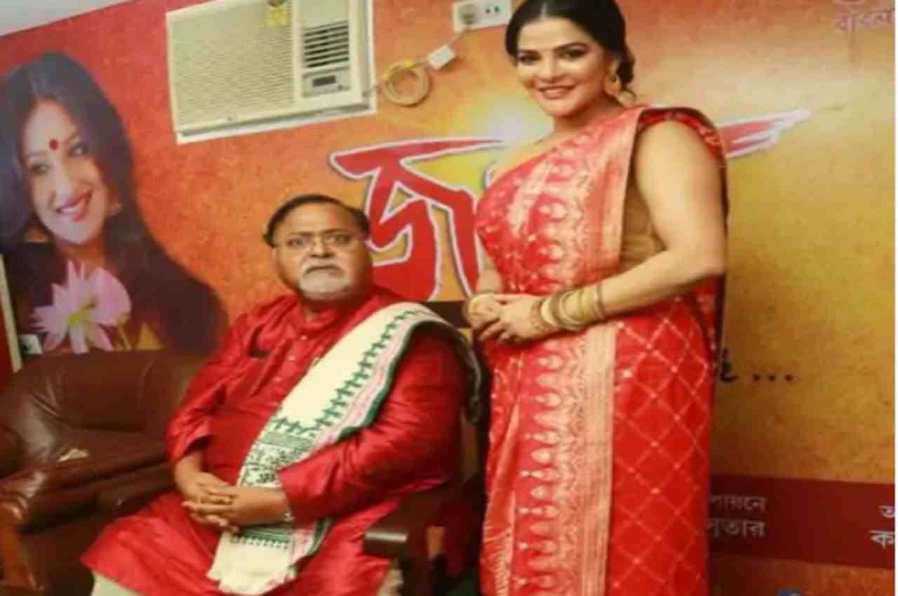 पार्थ चटर्जी के कई और ठिकानों पर रेड की तैयारी, अर्पिता की चार कारें गायब