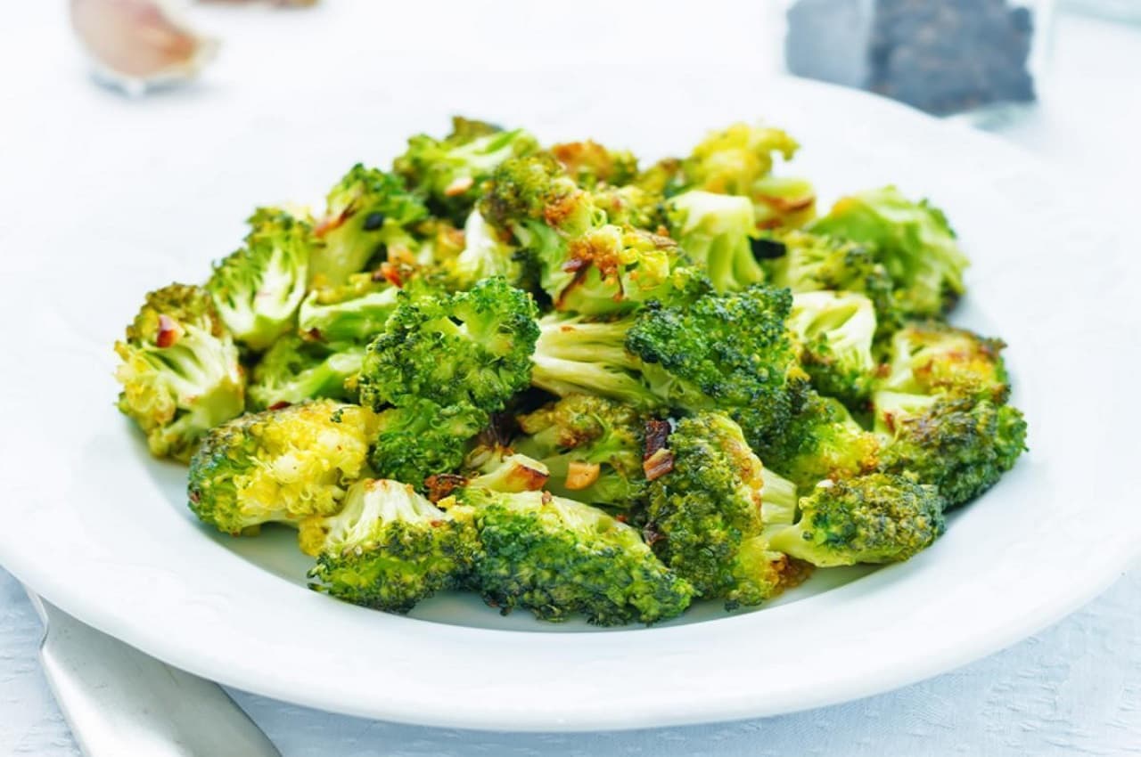 Spicy Broccoli Recipe: स्नैक में कुछ चटपटा खाने का मन हैं, तो झटपट बनाएं चटपटी ब्रोकली, जानें रेसिपी