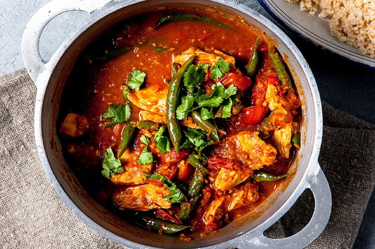 Ginger Chicken Masala Recipe: नॉनवेज खाने के शौकीन लंच या डिनर में बनाएं लजीज जिंजर चिकन मसाला, जानें रेसिपी