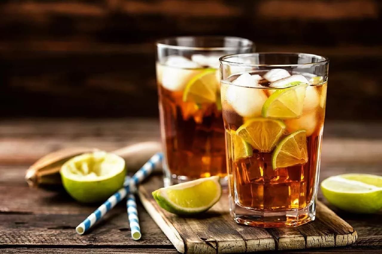 Janmashtami Vrat Special Drink Recipe: जन्माष्टमी उपवास में डिहाइड्रेशन से बचने के लिए पीएं व्रत वाली लेमन आइस्ड टी, जानें रेसिपी