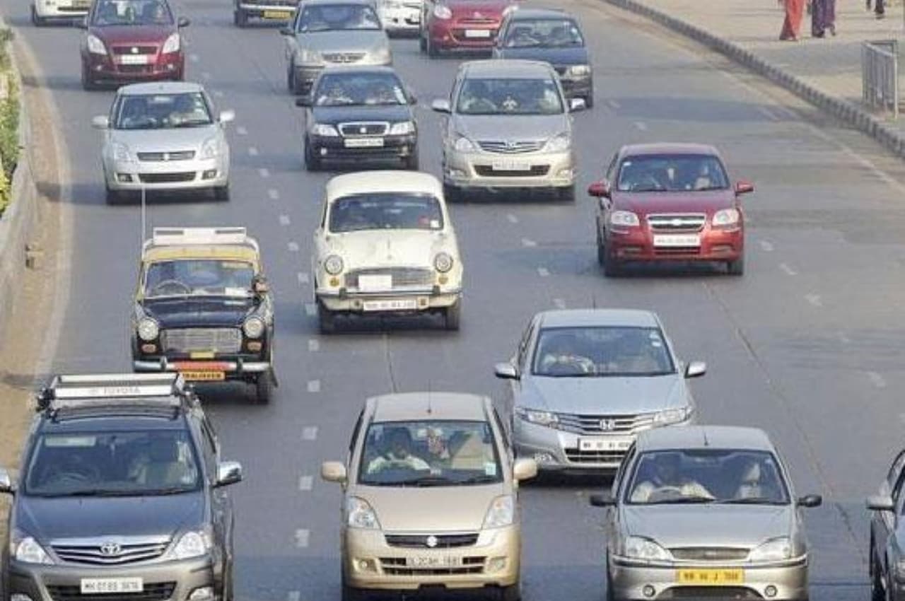 Electric Vehicle: 15 साल पुराने डीजल वाहन बनेंगे इलेक्ट्रिक, जानें दिल्ली का ये Plan