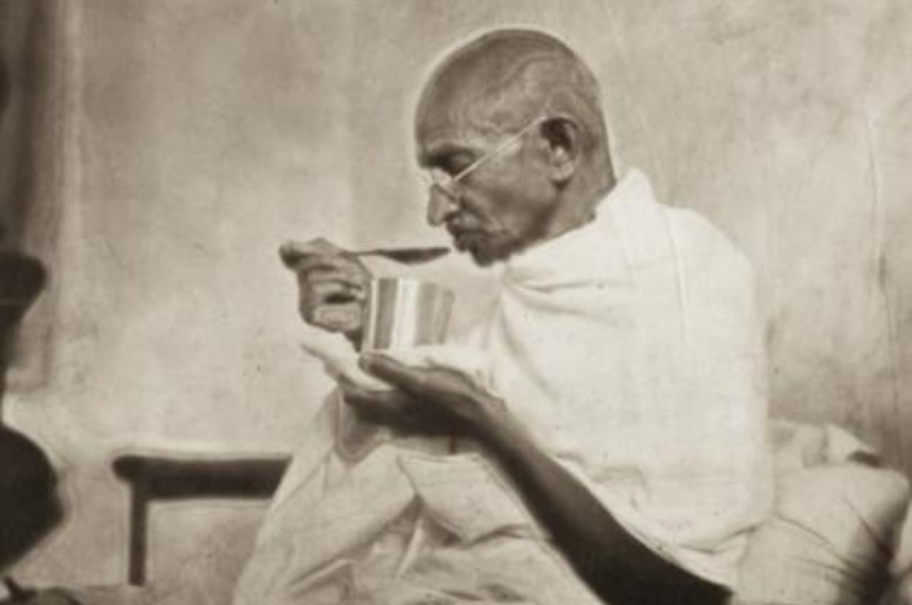 Azadi Ka Amrit Mahotsav: चावल की रोटी के अलावा ये थे गांधी जी के सभी पसंदीदा व्यंजन