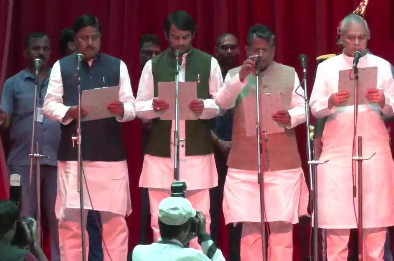 Bihar Cabinet Expansion: नीतीश कैबिनेट में तेजप्रताप समेत 31 मंत्री शामिल, जानें कौन-कौन मंत्रिमंडल में हुआ शामिल
