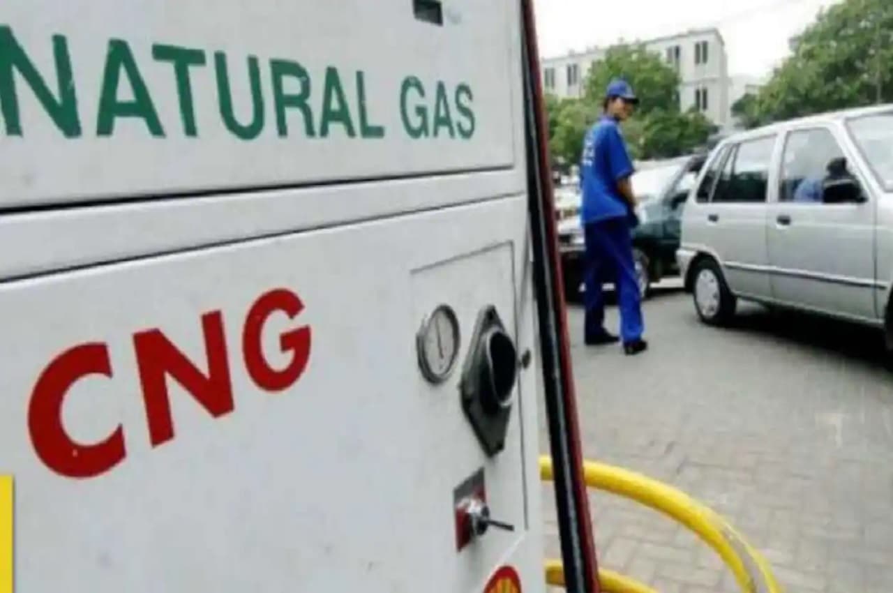 आम आदमी को झटका, इस शहर में महीने भर में दूसरी बार महंगी हुई CNG और PNG