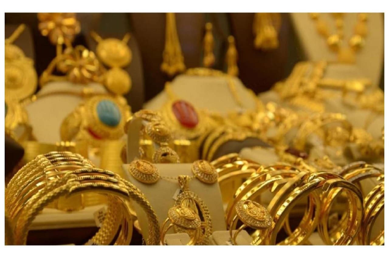 Dhanteras 2022: सोना खरीदने की बना रहे हैं योजना तो निवेश करने से पहले आपको पता होनी चाहिए ये बातें
