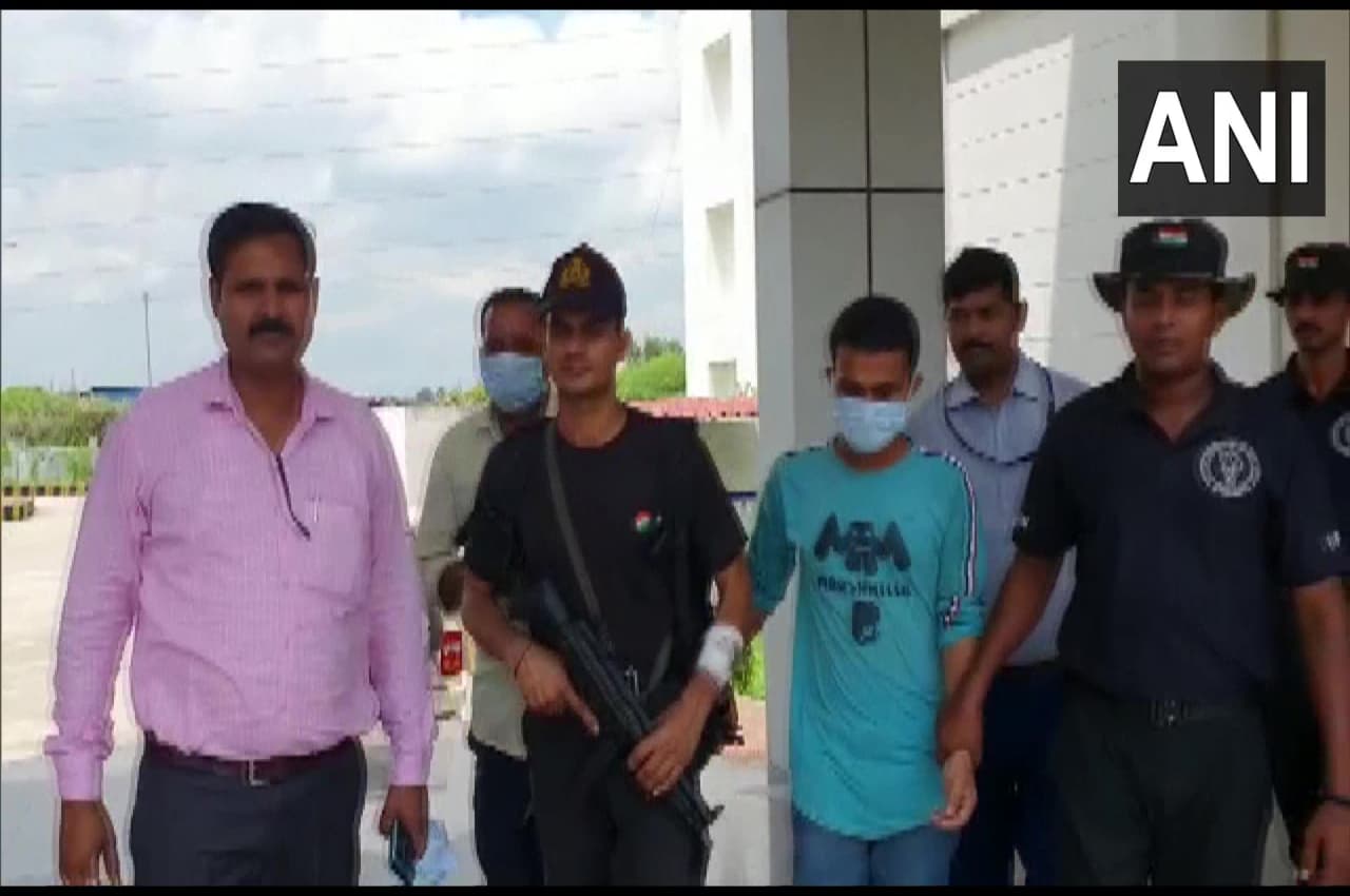 आजमगढ़ से ISIS का आतंकी गिरफ्तार, 15 अगस्त को लेकर रच रहे थे बड़ी साजिश