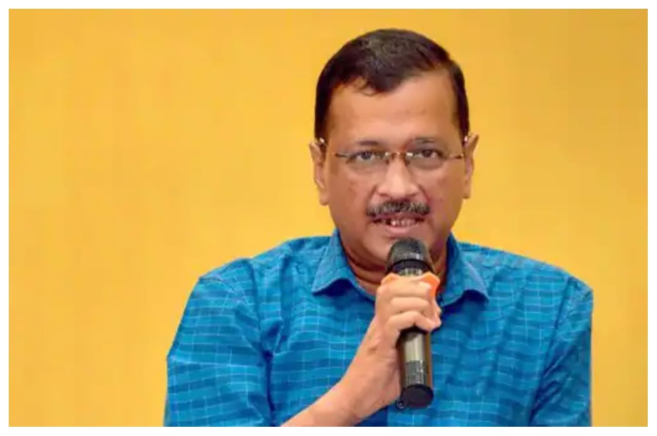 सीएम केजरीवाल बोले- गुजरात में देंगे 10 लाख नौकरियां