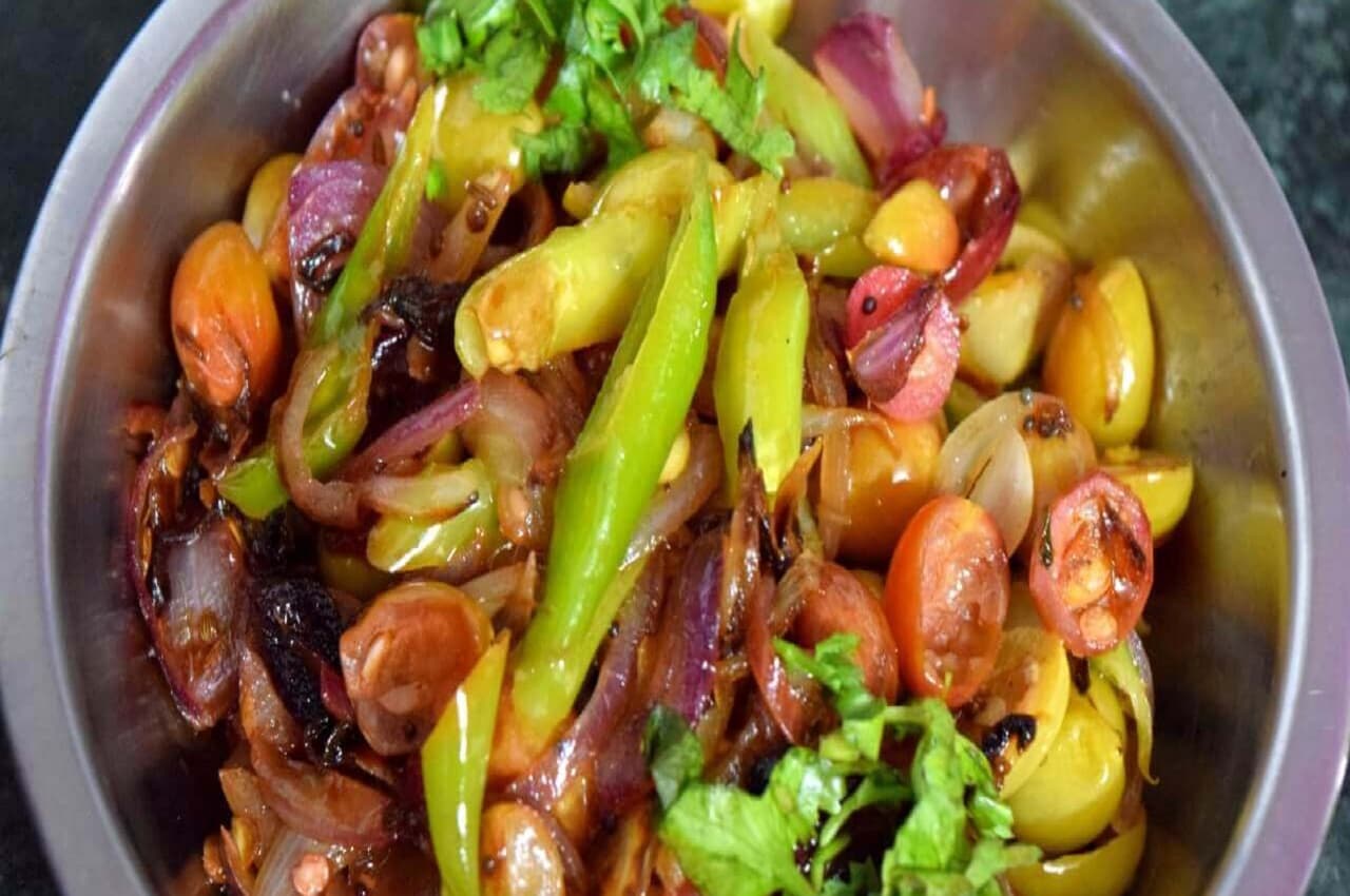 Mirch-Karaunda-Pyaaz Ka Achaar