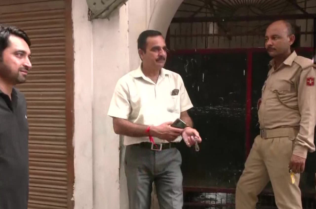 J-K: आंतक के खिलाफ NIA का बड़ा एक्शन, लश्कर आतंकी के घर समेत कई जगहों पर की छापेमारी
