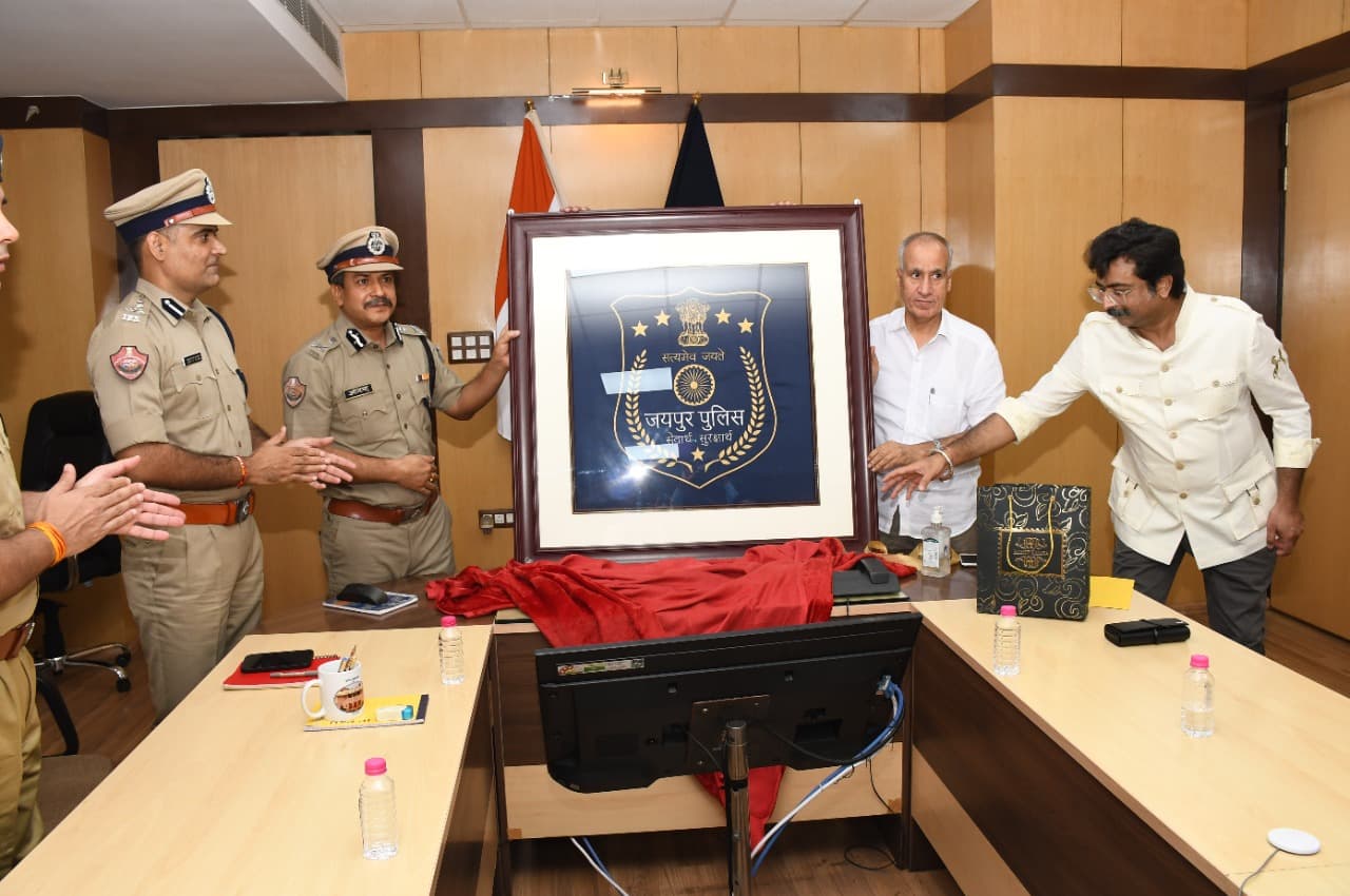 Rajasthan: अब जयपुर पुलिस नए Logo के साथ आएगी नजर, डीजीपी ने किया लॉन्च, जानें किसने किया डिजाइन