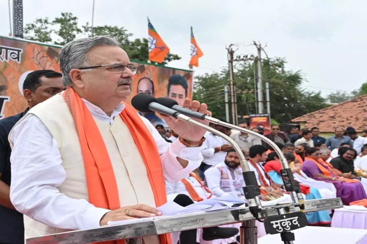 Big Breaking: छत्तीसगढ में भाजपा का मेगा प्रदर्शन, पूर्व सीएम रमन सिंह हिरासत में