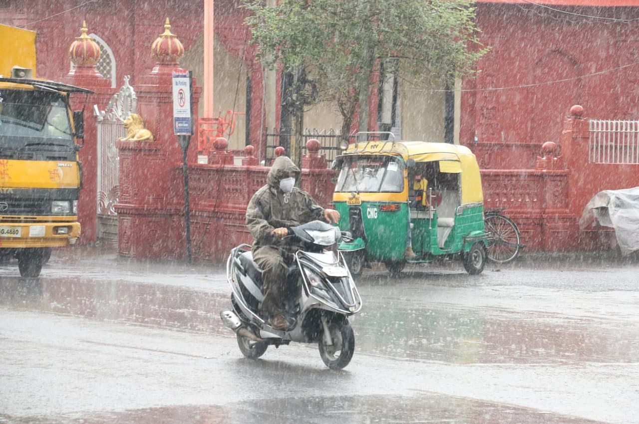 Rajasthan Weather Update: प्रदेश में फिर से भारी बारिश का अलर्ट, जानें कब से बरसेंगे बदरा