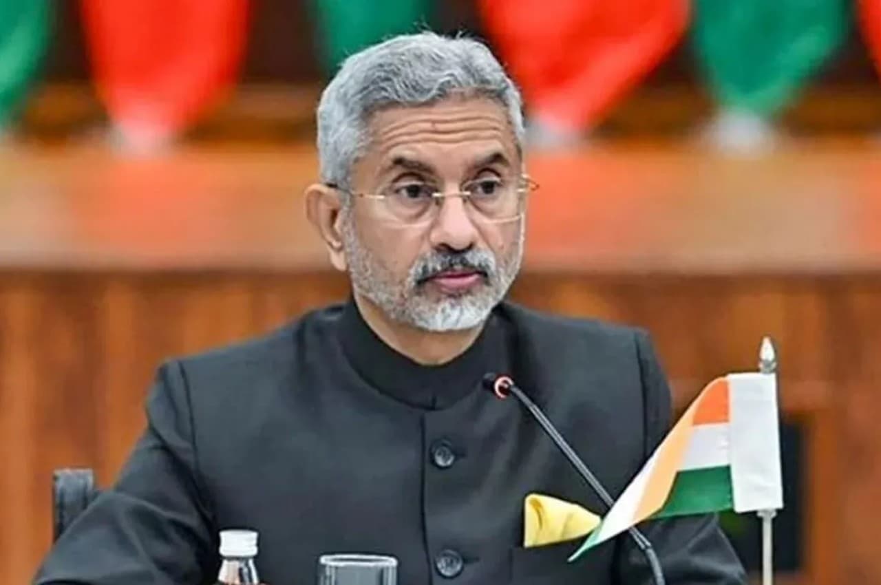 विदेश मंत्री एस जयशंकर ने यूक्रेन संघर्ष पर जताई चिंता, कहा-यह युद्ध का युग नहीं