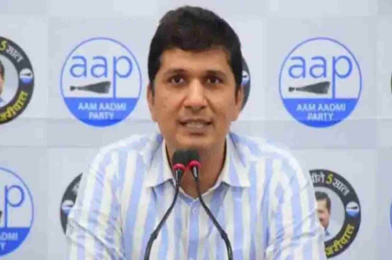 दिल्ली में आरोप-प्रत्यारोप से चढ़ा सियासी पारा, AAP का आरोप- BJP ने दिया विधायकों को 5-5 करोड़ का ऑफर