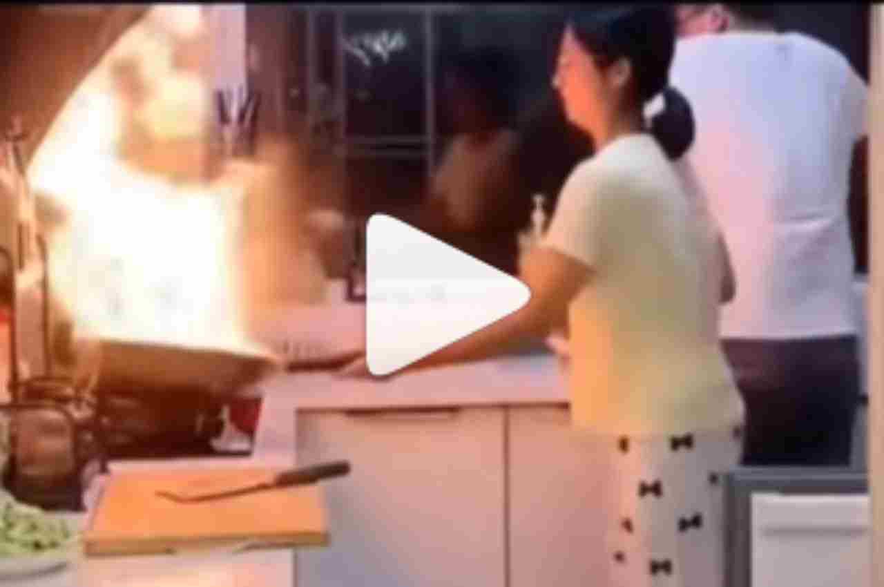 Viral Video: किचन में आग लगते ही पति ने दिखाया असली रंग, पत्नी को छोड़ हुआ फरार, फिर..