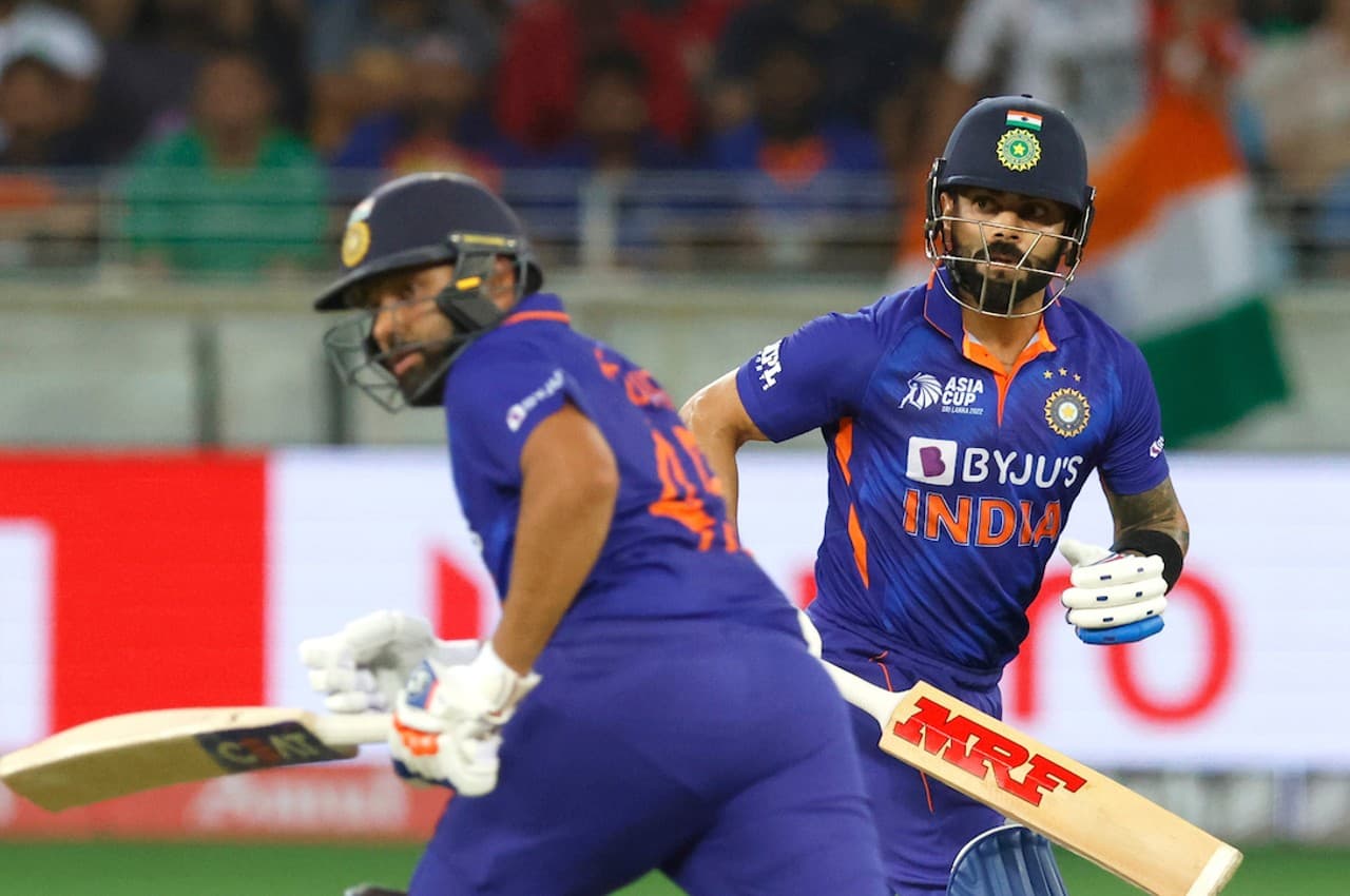 India Vs Pakistan Live Updates: पांड्या ने बदल दिया मैच का रुख, अब अंतिम ओवर में चाहिए 7 रन