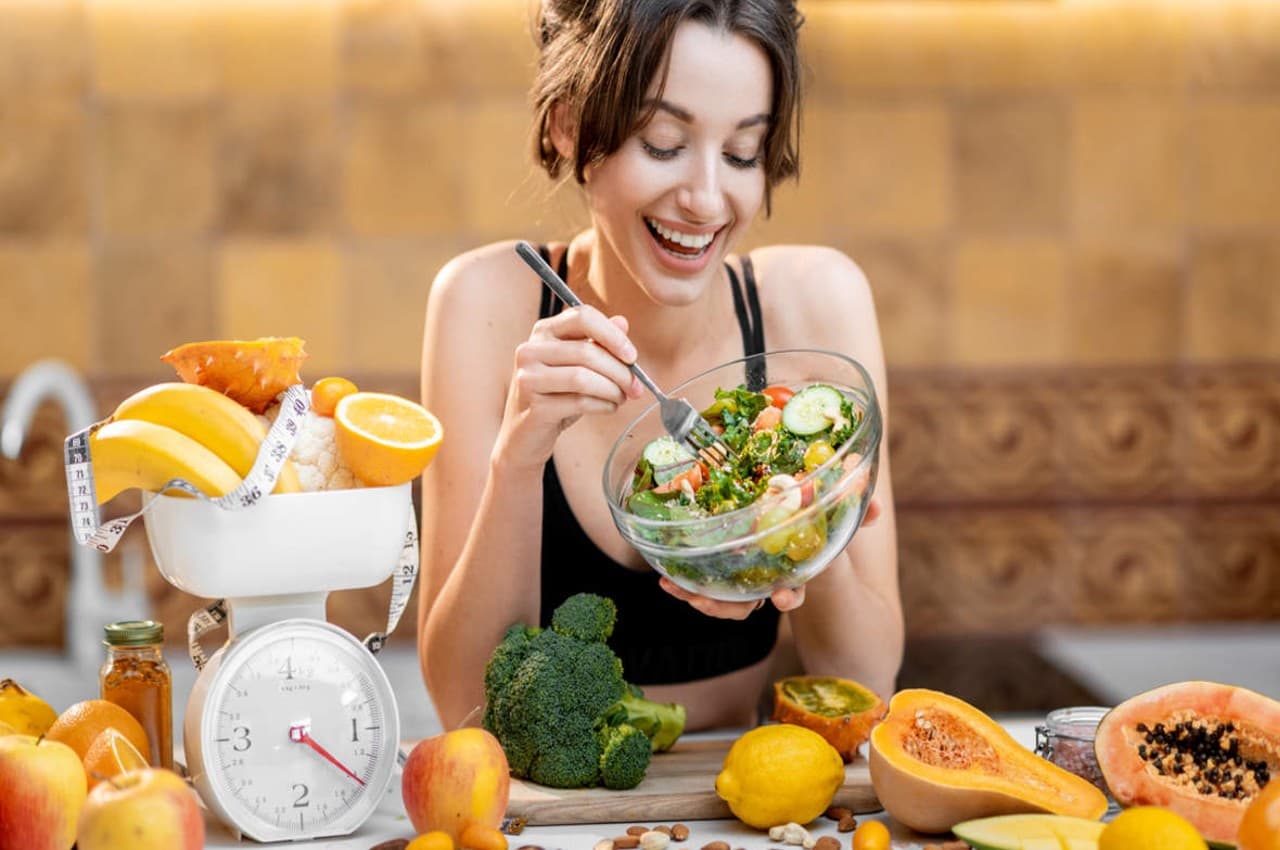 Food For Skin: चेहरे की झुर्रियां हो जाएंगी गायब, खाना शुरू करें ये 5 चीजें, मिलेगा शानदार निखार