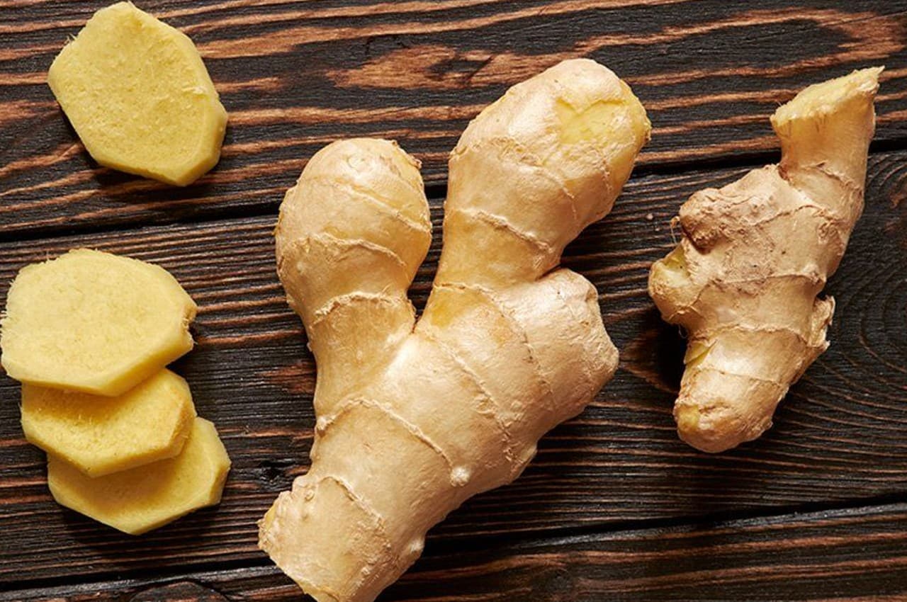 Ginger Health Benefits: डाइट में इस तरह शामिल करें अदरक, आसपास भी नहीं आएंगी मानसून की ये 5 बीमारियां...