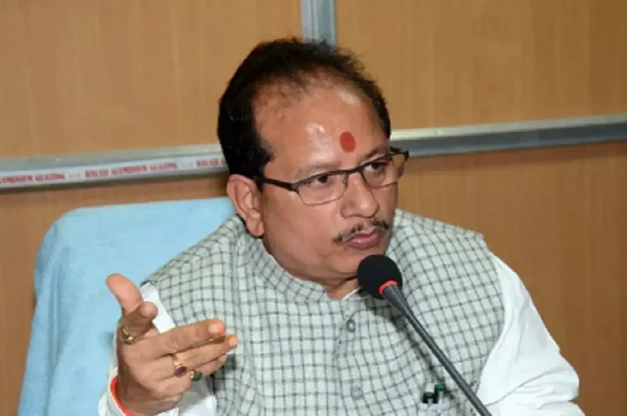 बिहार में फंसेगा नया पेंच! विजय सिन्हा का बयान, बोले- विधानसभा अध्यक्ष पद से नहीं दूंगा इस्तीफा