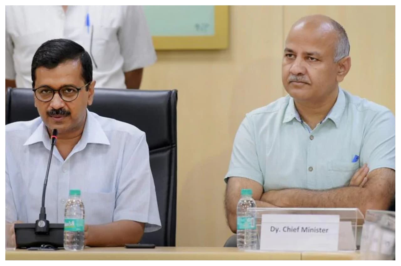 सीएम केजरीवाल बोले- मनीष सिसोदिया को दिया जाए भारत रत्न, सौंप दी जाए देश की शिक्षा प्रणाली