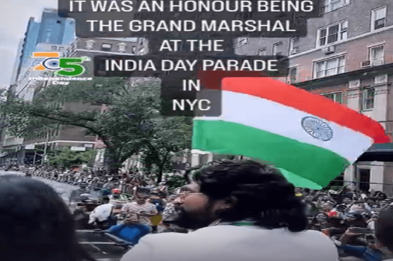 Allu Arjun ने न्यूयॉर्क के इंडिया डे परेड में लहराया तिरंगा, बोले- "ये भारत का तिरंगा है, कभी झुकेगा नहीं"