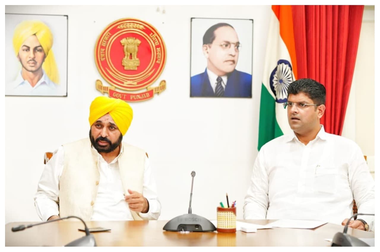 Punjab &amp; Haryana: चंडीगढ़ अंतरराष्ट्रीय हवाईअड्डे का नया नाम होगा शहीद भगत सिंह