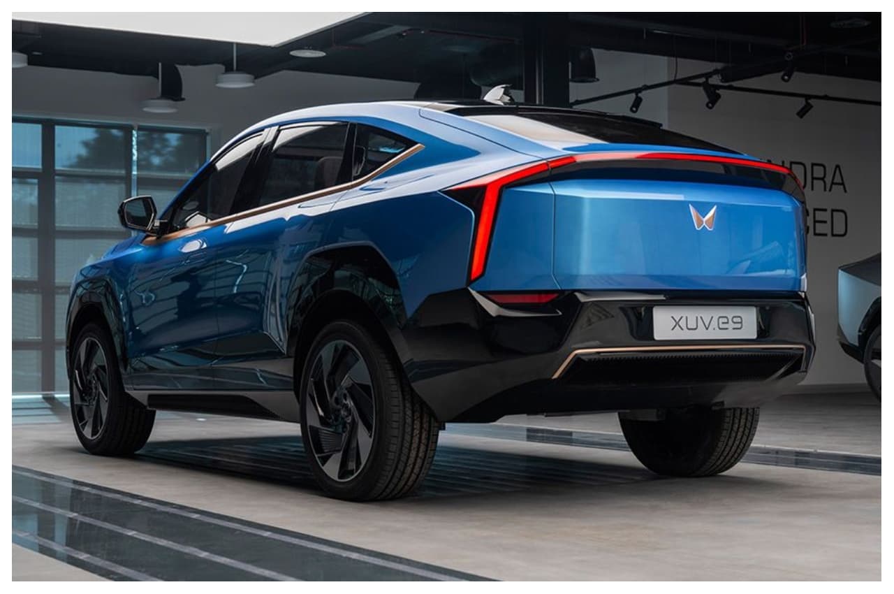 Mahindra Electric Cars: महिंद्रा ने पेश की ये 5 नई धांसू इलेक्ट्रिक SUV, जानें इनकी खासियतें