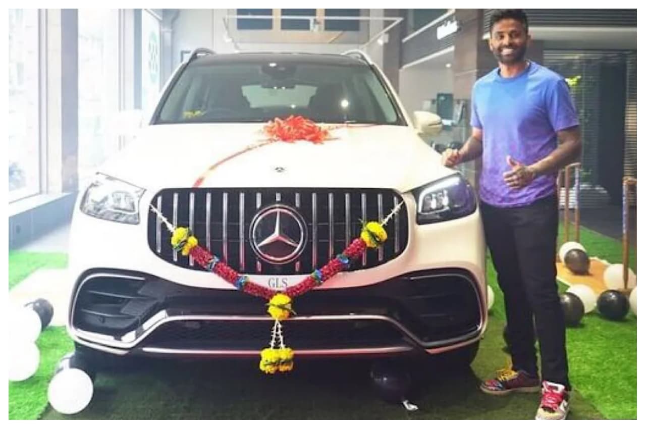 क्रिकेटर SuryaKumar Yadav ने खरीदी ये लग्जरी कार, जानें कीमत और फीचर्स
