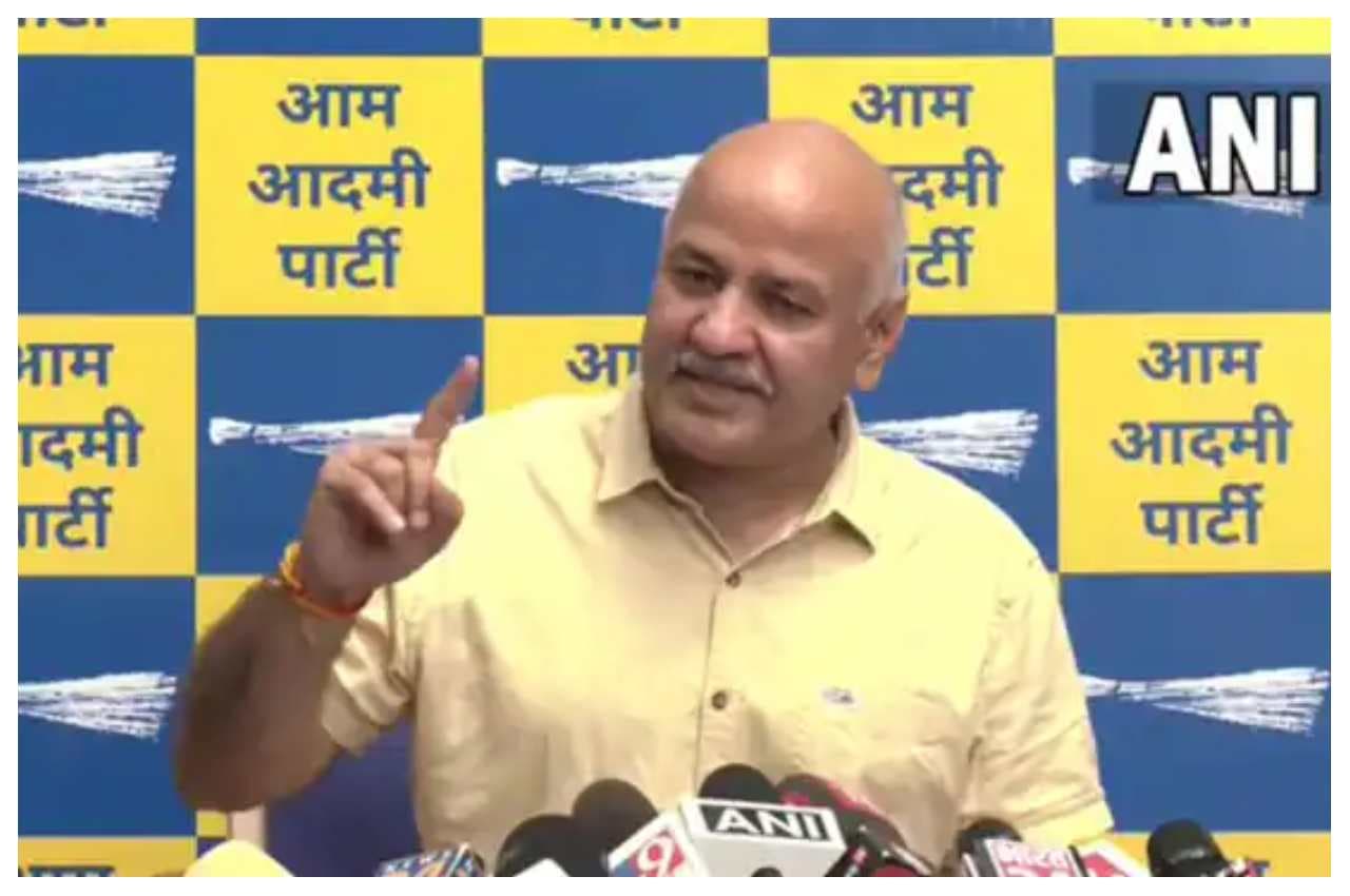 'दो-तीन दिन में मुझे गिरफ्तार कर लेंगे...', CBI छापे के बाद बोले डिप्टी सीएम सिसोदिया