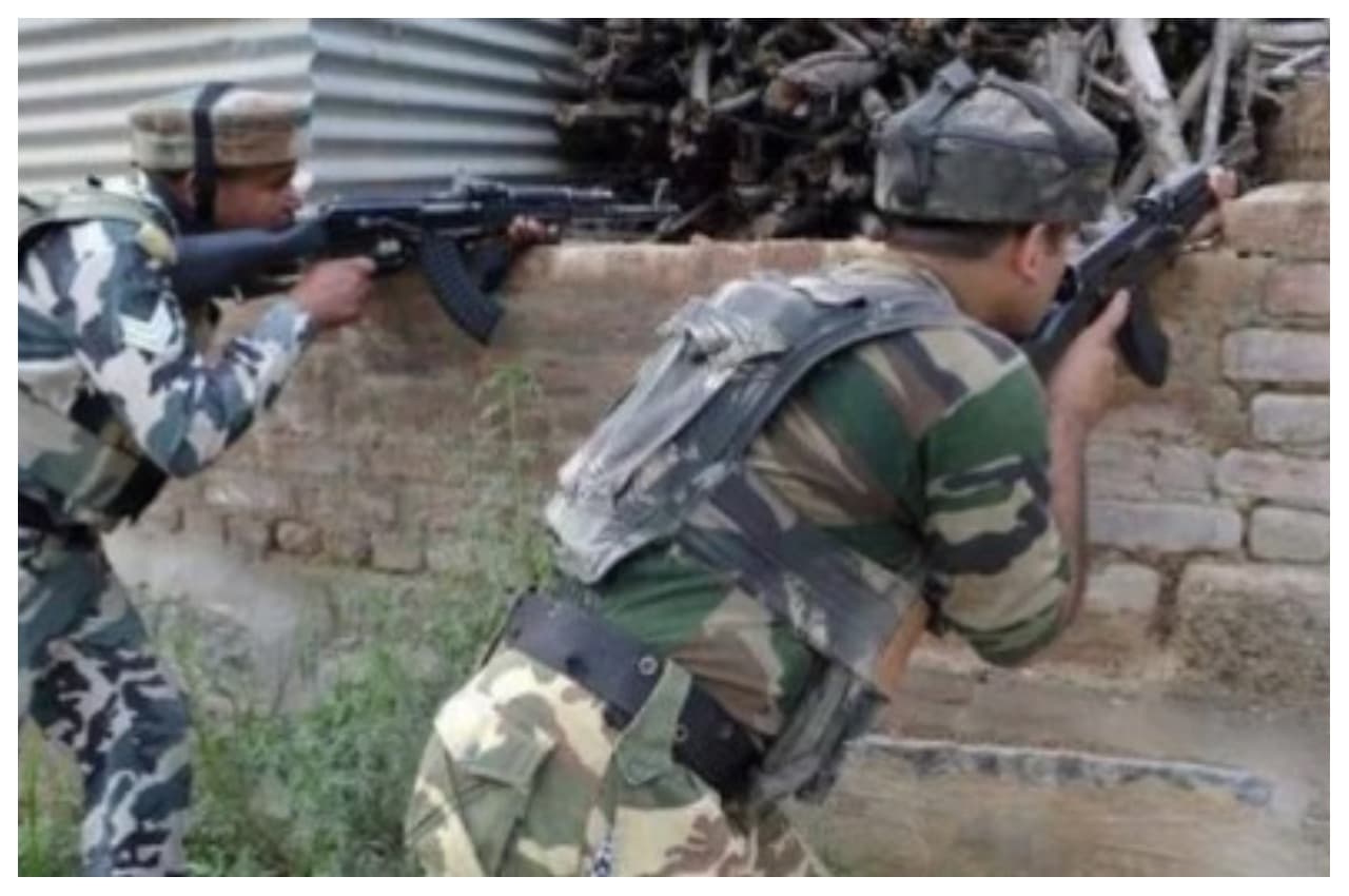 Jammu Kashmir: शोपियां में वारदात करने आए लश्कर के तीन आतंकी ढेर