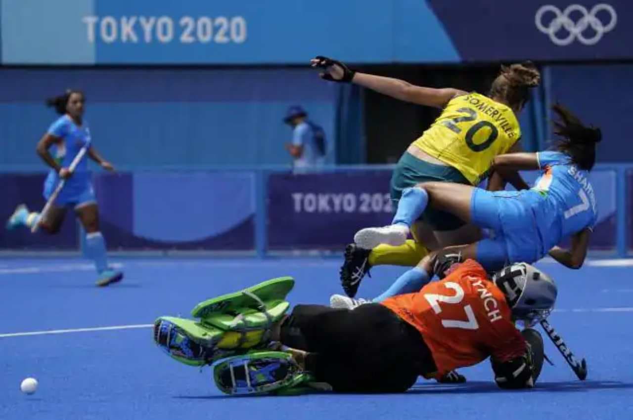 CWG 2022: सेमीफाइनल में दिनदहाड़े 'बेईमानी', शूटआउट में बवाल के बाद भारतीय महिला हॉकी टीम का टूटा सपना