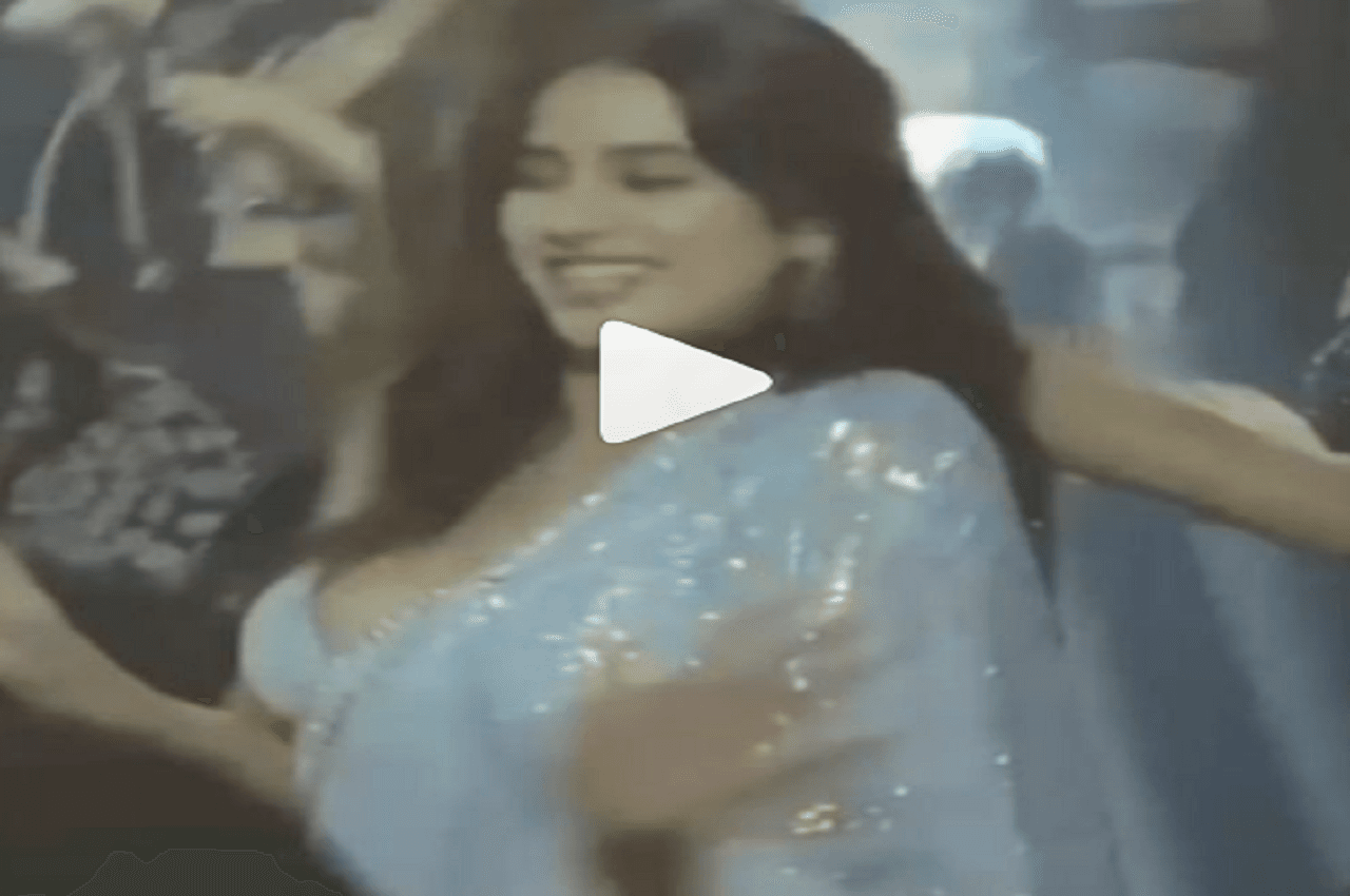 Janhvi Kapoor ने दोस्त की पार्टी में किया 'झिंगाट डांस', मूव्स से लगाया डांस फ्लोर पर आग