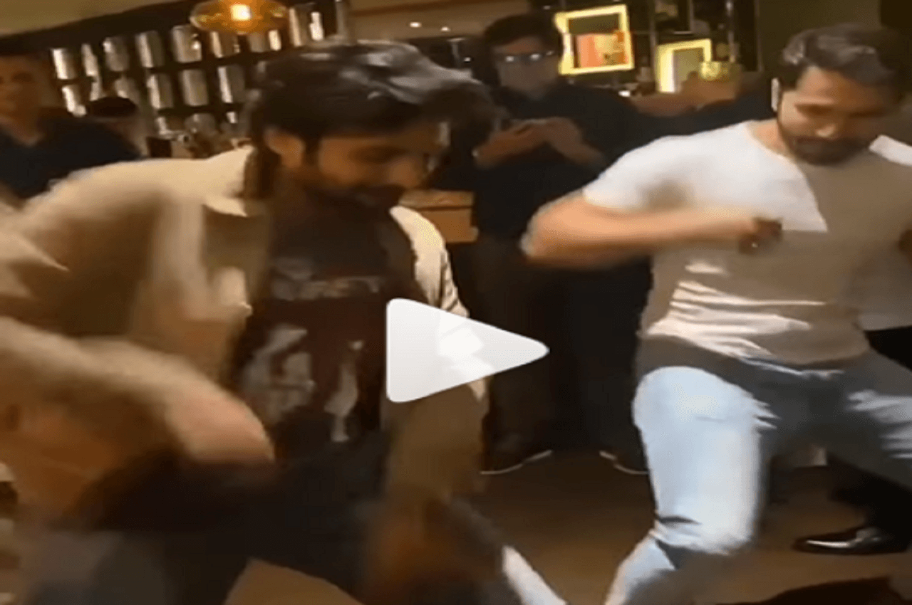 पिता डेविड धवन की बर्थडे पार्टी में जमकर नाचे वरुण धवन, कार्तिक आर्यन ने भी दी कड़ी टक्कर