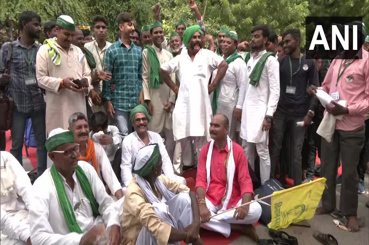 Delhi Mahapanchayat: बेरोजगारी समेत कई मुद्दों पर किसानों का धरना प्रदर्शन, गाजीपुर बॉर्डर पर बवाल, जगह-जगह जाम