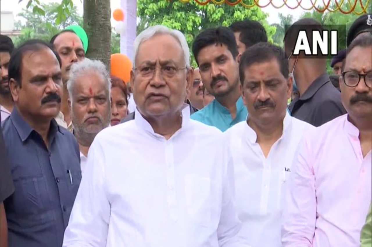 देख लेंगे...,पीएम फेस की दावेदारी पर बोले नीतीश कुमार-बहुत सारे फोन कॉल आ रहे हैं