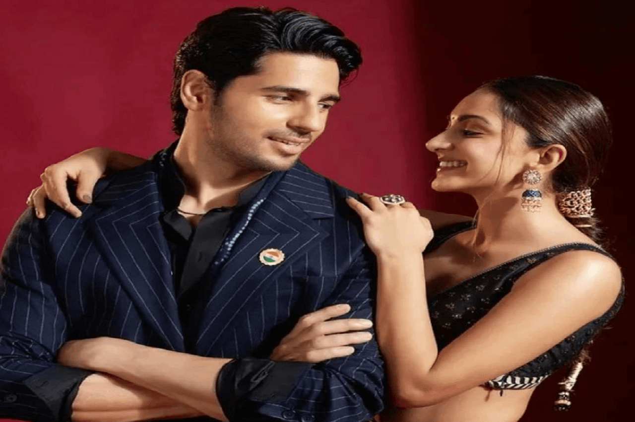 Sidharth Malhotra और Kiara Advani करण जौहर के दफ्तर के बाहर हुए स्पॉट, वीडियो में दिखी क्यूट केमिस्ट्री
