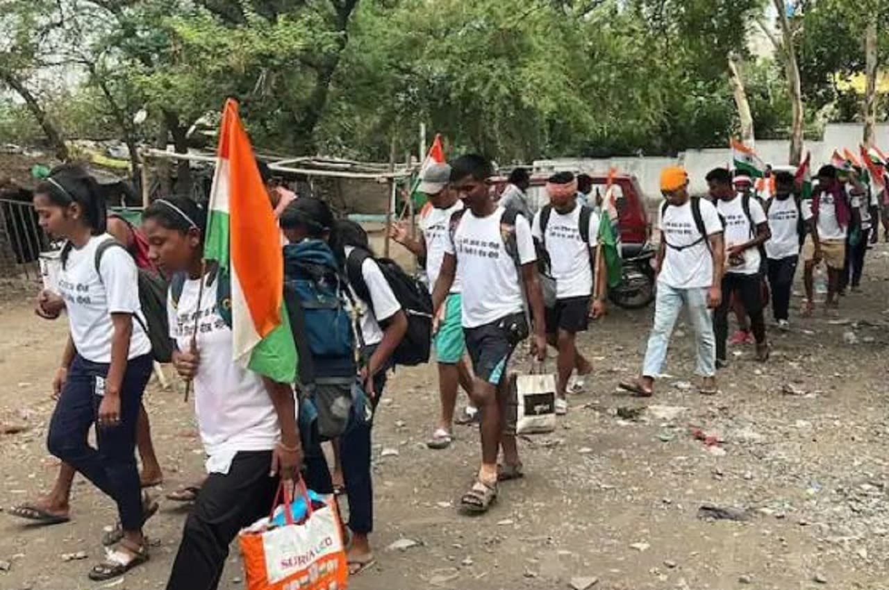 SSC GD 2018 Protest: हजारों किलोमीटर का सफर तय कर नागपुर से दिल्ली पैदल पहुंचे अभ्यर्थी, जानें क्या है इनकी मांग