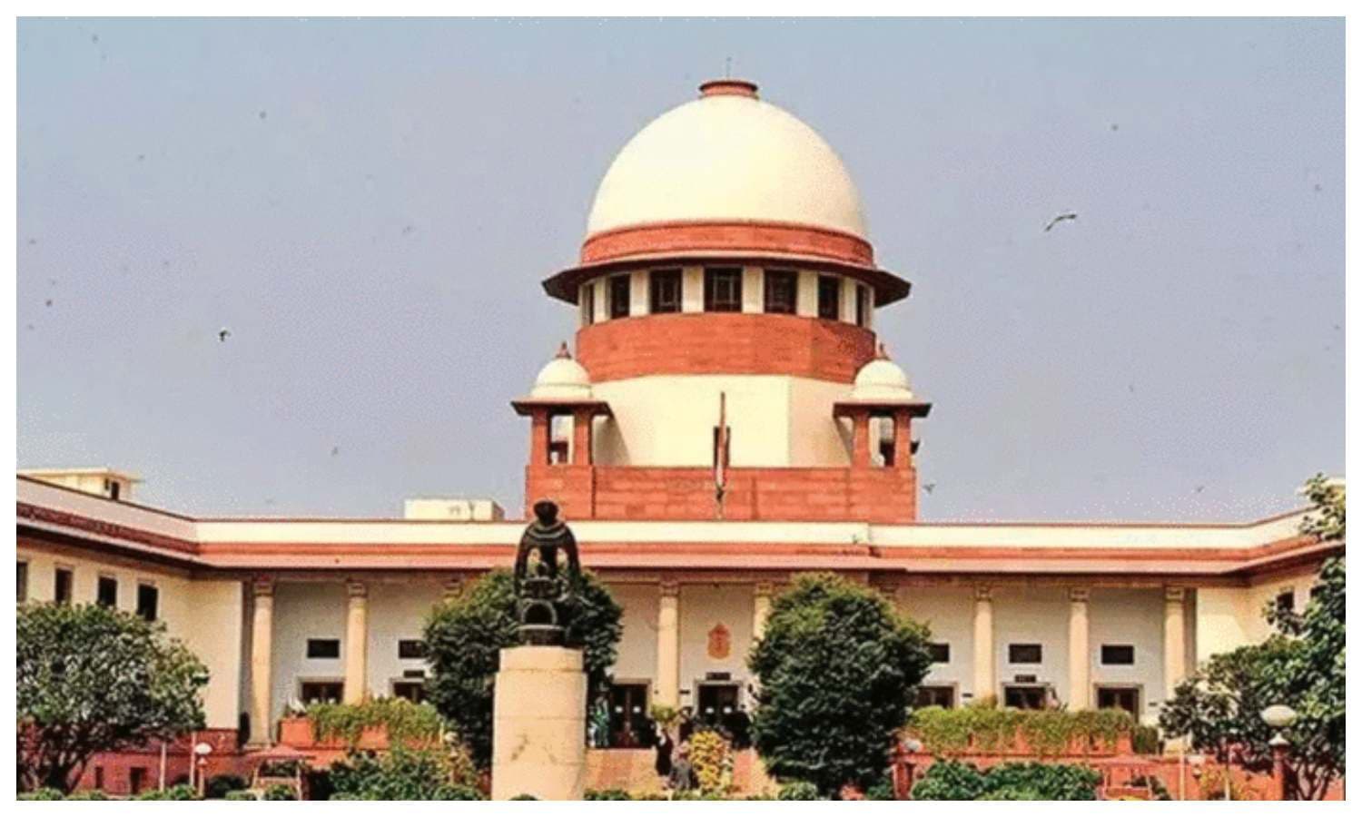 Muft Ki Revdi:  मुफ्त की रेवड़ियों पर पीआईएल के खिलाफ सुप्रीम कोर्ट में आप की अर्जी