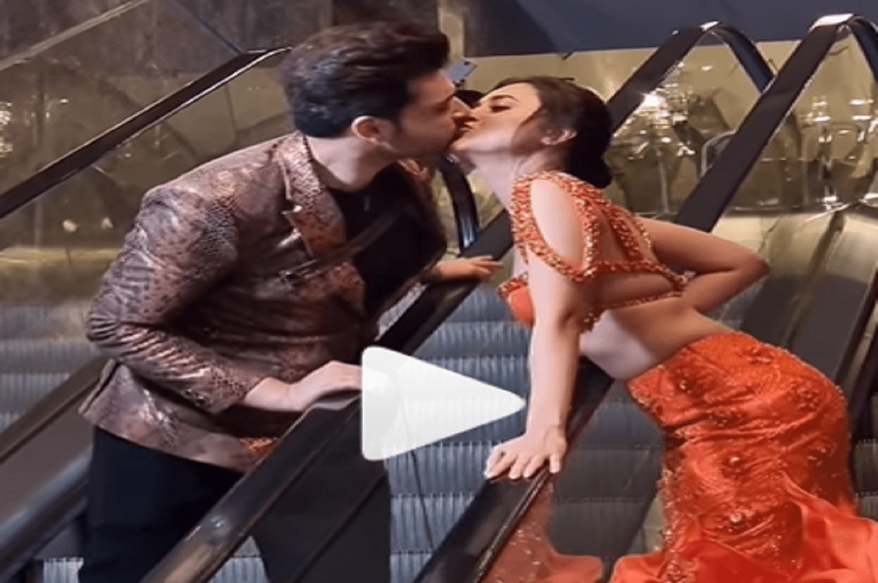 TejRan Viral Video: लिफ्ट पर जाते-जाते रोमांटिक हुए तेजस्वी और करण, लिप-लॉक किस करते आए नजर