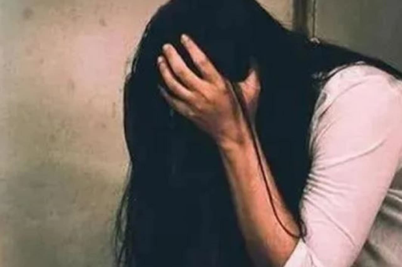 Haryana: दहेज में बाइक ना मिलने पर ससुराल वालों ने दो महीने की गर्भवती का जबरन कराया गर्भपात, घर से निकाला बाहर