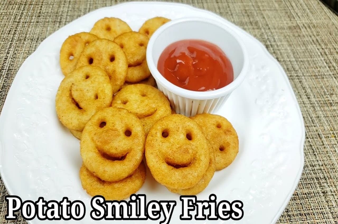 Potato Smiley: घर पर बनाएं क्रिस्पी पोटैटो स्माइली, बच्चे हो जाएंगे दीवाने, जानें विधि
