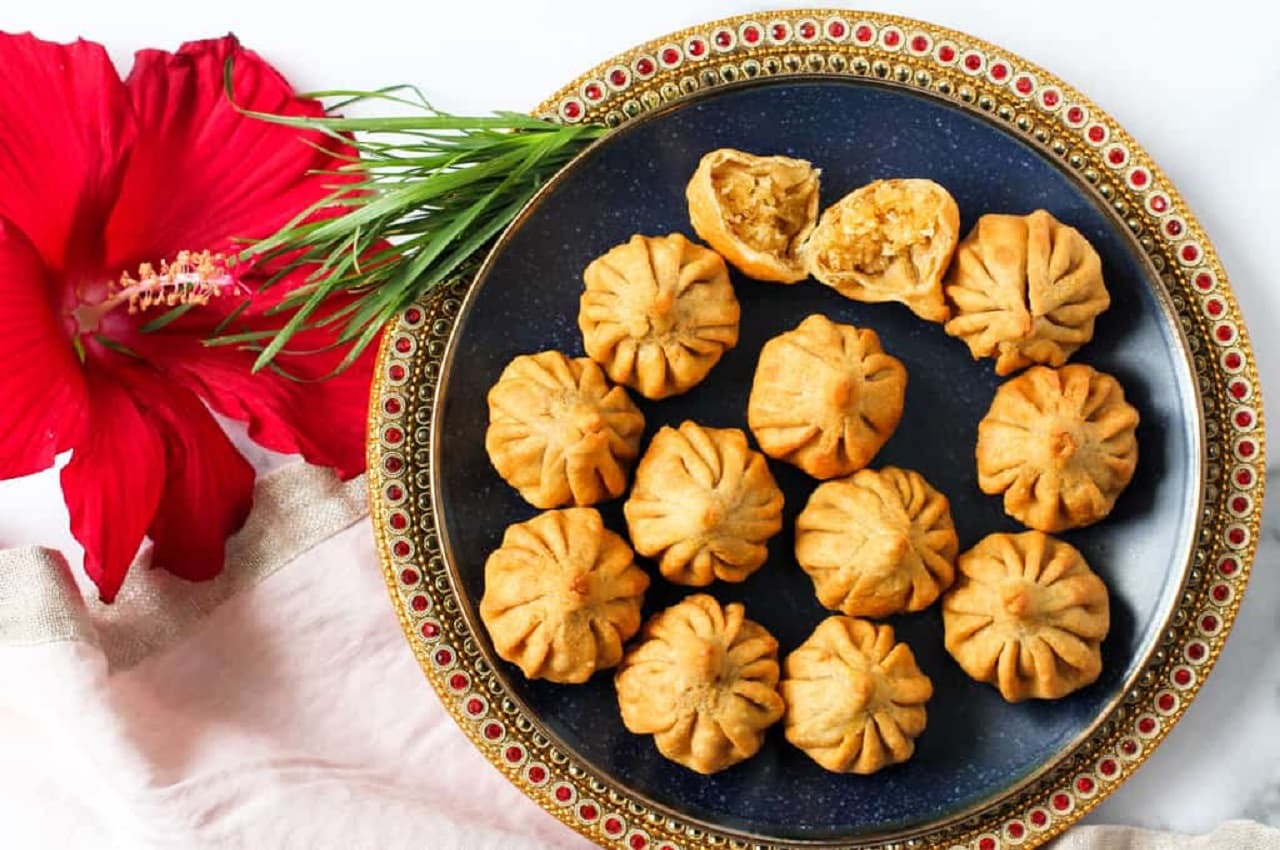 फ्राइड मोदक फ्राइड मोदक