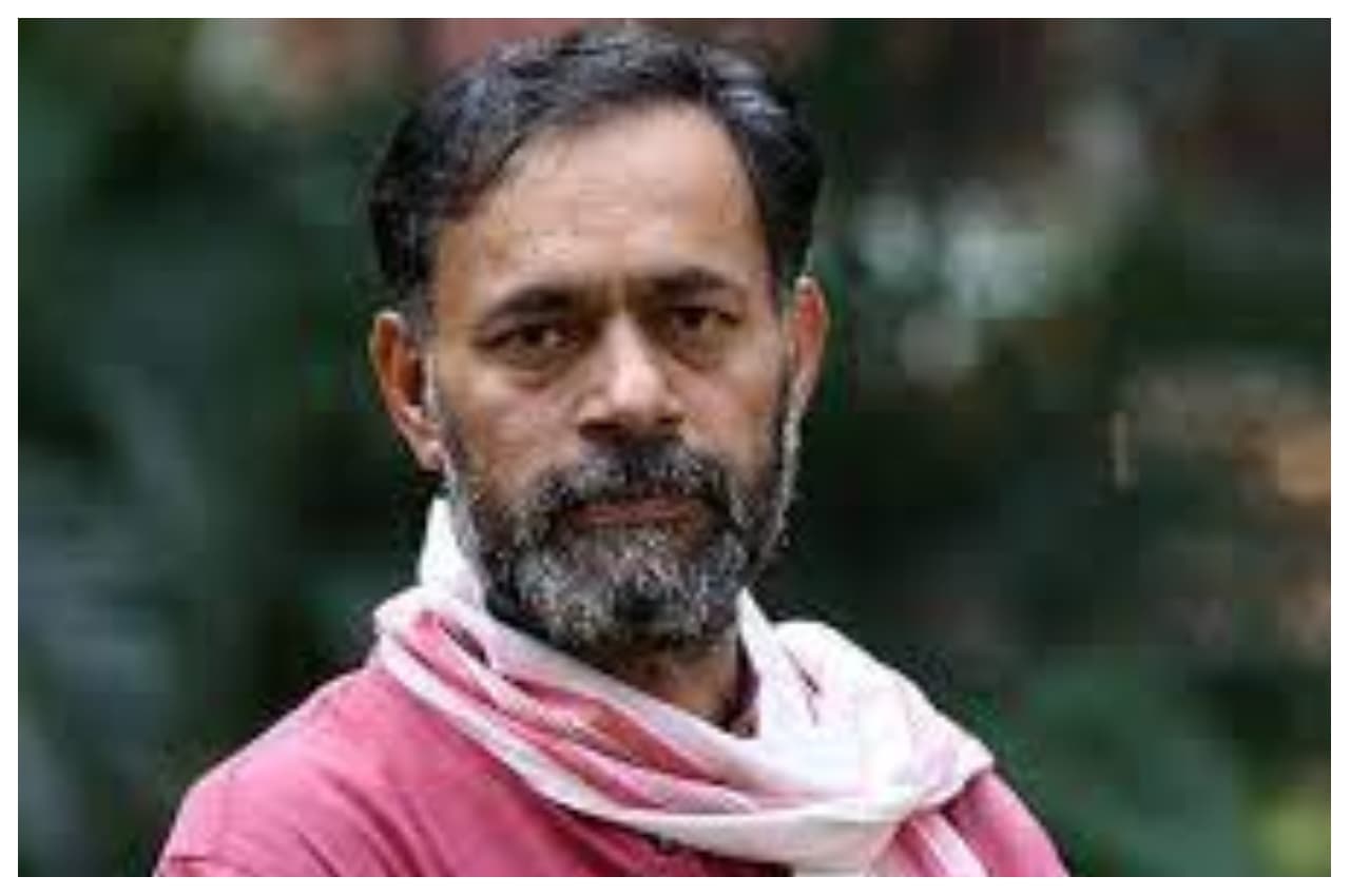 योगेंद्र यादव ने संयुक्त किसान मोर्चा कोआर्डिनेशन कमेटी से दिया इस्तीफा, किसानों को लगा बड़ा झटका