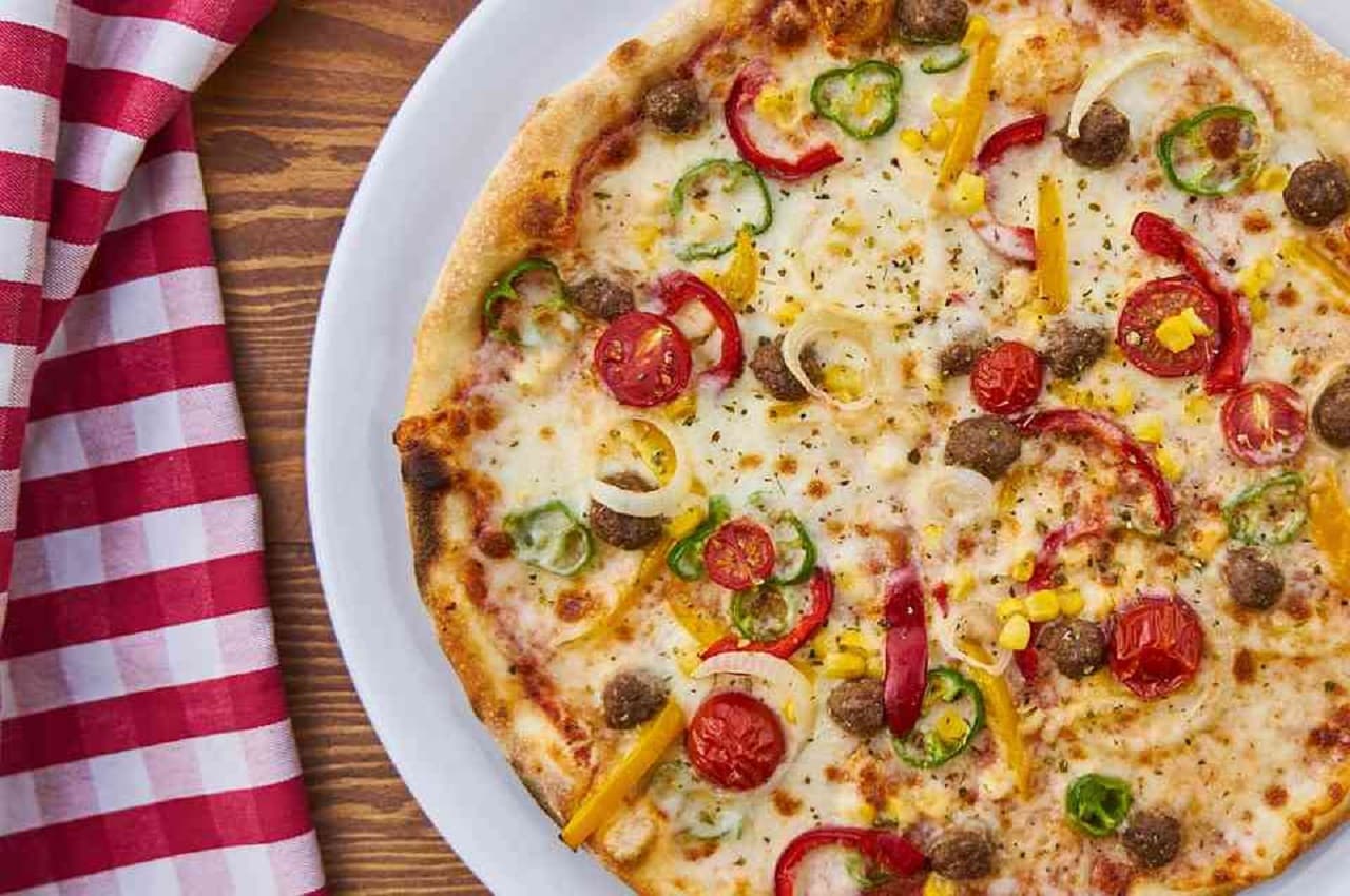 Roti Pizza Recipe: बच्चों के लिए सनडे को बनाएं फनडे टेस्टी और हेल्दी रोटी पिज्जा खिलाकर, जानें इंस्टेंट रेसिपी
