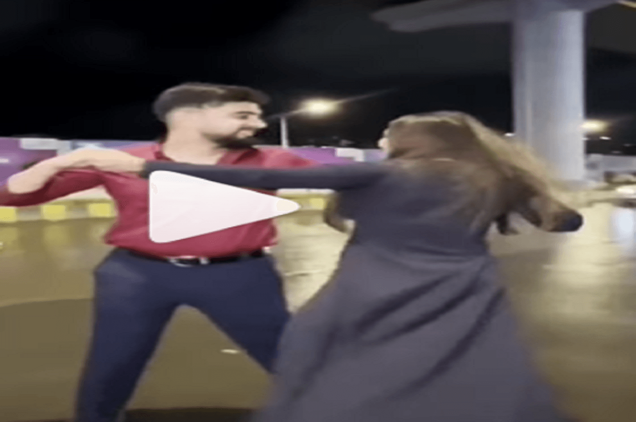 Rakhi Sawant Video: एंटरटेनमेंट क्वीन राखी बीच सड़क पर हुईं रोमांटिक, बॉयफ्रेंड आदिल संग किया डांस