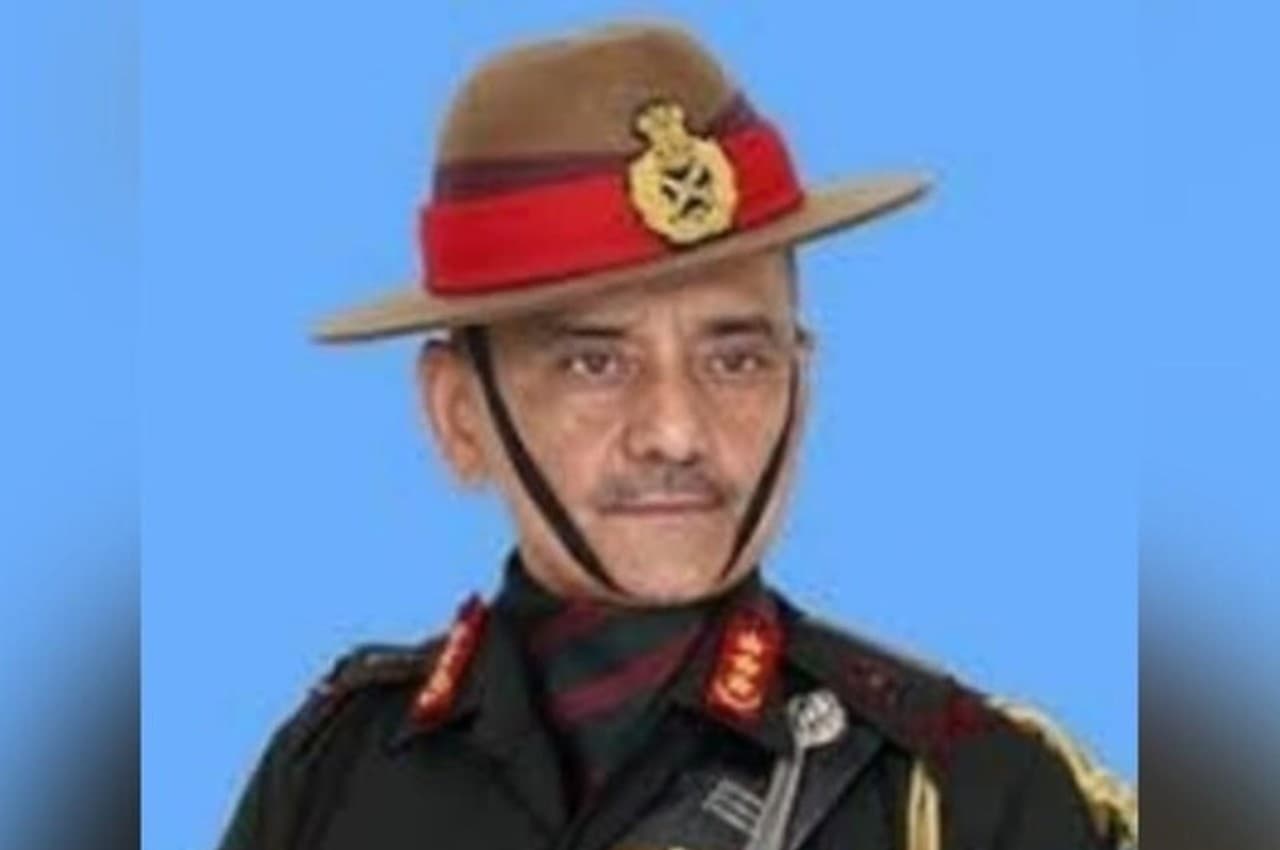 रिटायर्ड लेफ्टिनेंट जनरल अनिल चौहान बने नए CDS, जनरल रावत की मौत के 9 महीने बाद हुई नियुक्ति