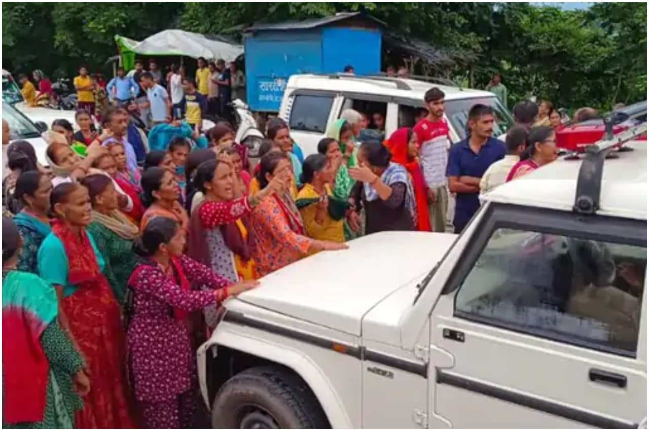 Ankita Murder Case Live: आरोपी के पिता-भाई को BJP से निकाला, आधी रात गिराया गया रिजॉर्ट
