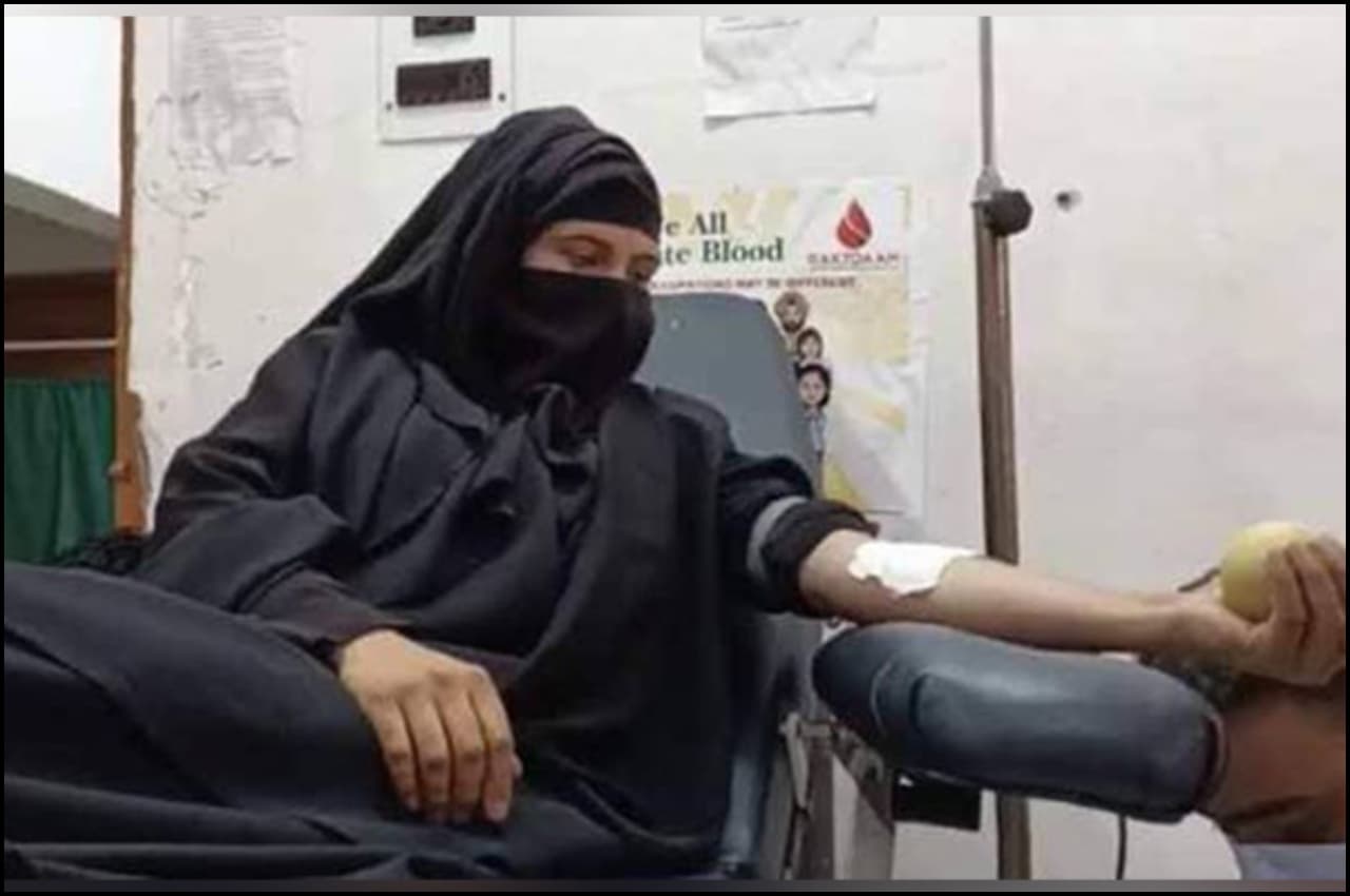 Blood Woman: कश्मीर की ये महिला बनी मिसाल, 2012 से इतनी बार रक्तदान कर बचा चुकी है कईयों की जान, जानें