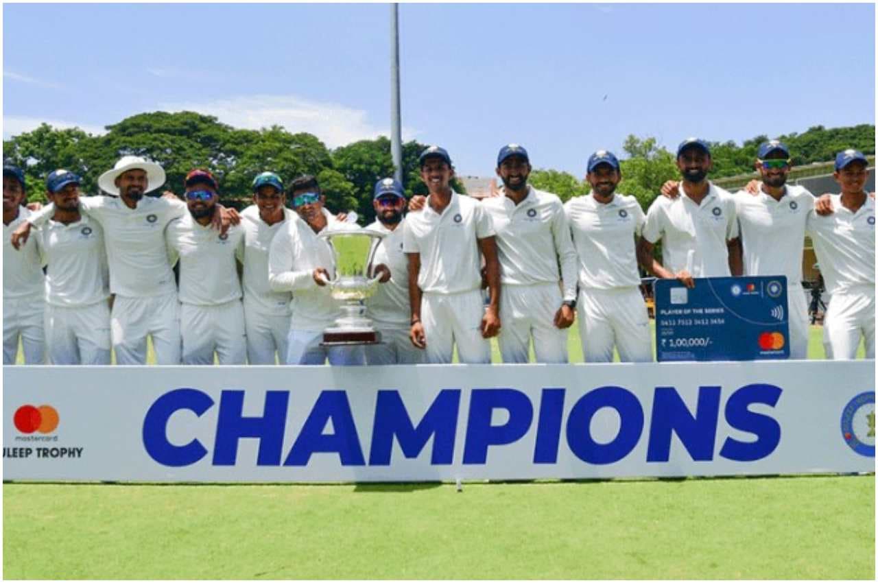 Duleep Trophy 2022: वेस्ट जोन बना चैंपियन, अजिंक्य रहाणे की टीम ने साउथ जोन को 294 रनों से हराया